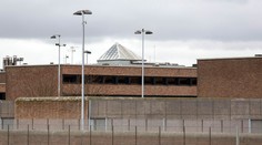 Zverejnili podrobnosti ako väznia Abdeslama a pravú identitu komplica z Paríža