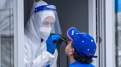 Počet hospitalizovaných mierne klesol, pribudli štyri úmrtia na COVID-19