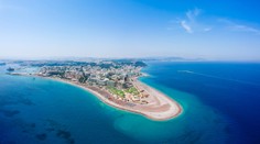 V Grécku sa oficiálne začala letná dovolenková sezóna, podmienky pre vstup sú jednoduché