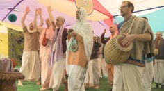 Mních z Hare Krišna: Verím v reinkarnáciu tak, ako vy v gravitáciu