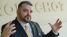 Fico odvolal Chmelára z funkcie poradcu premiéra. Vraj za to môže jeho kritika Štefana Kuffu