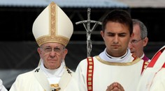 Pápež varoval pred umŕtveným svedomím a záujmom o veci, nie blížnych