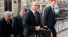 Putinov bodyguard sa pokúsil o samovraždu. Prezidentovi nosil kufrík s jadrovými kódmi