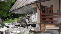 Väčšina zranených detí po výbuchu na chate pri Prievidzi je už doma. V nemocnici zostala žena a 11-ročné dievča