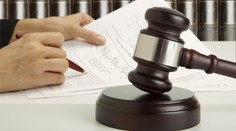 Klenotníctvo Tiffany musí zaplatiť výrobcovi hodiniek Swatch vyše 342 miliónov €