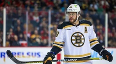 V Bostone vedia, akú má pre nich hodnotu. Pastrňák podpísal šiestu najlukratívnejšiu zmluvu v histórii NHL