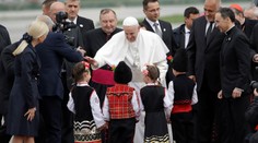 Pápež František pricestoval do Bulharska na trojdňové balkánske turné