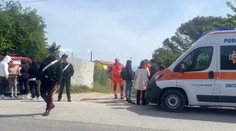 Po útoku dvoch pitbullov na juhu Talianska zahynulo 15-mesačné dieťa. Psy pohrýzli aj jeho matku