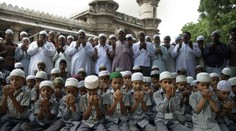 Najvyšší súd v Indii rozhodol v spore o posvätné miesto v prospech hinduistov