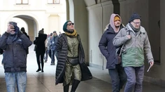 V Prahe sú hollywoodske hviezdy! Ľudia ani netušili, kto vedľa nich stojí