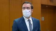 V čom sme boj s Covidom zvládli a kde sme zlyhali? Vysvedčenie si vystavil aj minister Krajčí