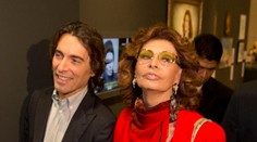 Osemdesiatnička Sophia Loren si vyšla von so zajačikom