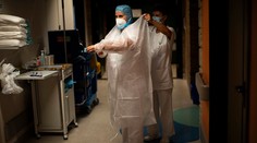 Situácia s koronavírusom v Maďarsku je už alarmujúca. Nemocnice vyčerpajú lôžka v decembri