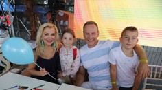 Aha, čo Zlatica s Patrikom skrývali pod stolom