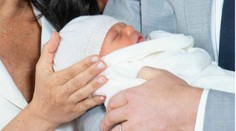 Kráľovská rodina pokrstila malého Archieho, na rodinnej fotke chýba najdôležitejšia osoba