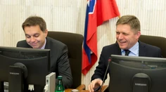 Vláda bude tlačiť na obchodníkov. Dôvodom je nižšia DPH na potraviny