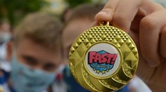 Spomedzi 20 krajín sveta sme najlepší. ZŠ s MŠ Liesek vyhrala v medzinárodnom projekte FAST Heroes