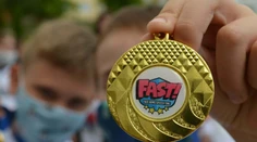 Spomedzi 20 krajín sveta sme najlepší. ZŠ s MŠ Liesek vyhrala v medzinárodnom projekte FAST Heroes
