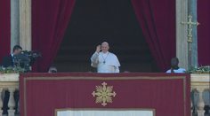 Pápež František predniesol Urbi et Orbi. Vyzval politikov a hlavy štátov