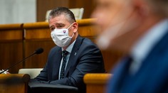 Mikulec vníma odvolávanie ako pokus opozície o záchranu podozrivých