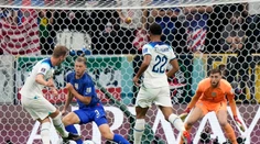 Z bezgólovej remízy sa v Katare stáva populárny výsledok. Albion nevyužil šancu spečatiť postup