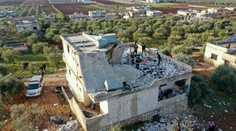 Americkí vojaci zabili vodcu Islamského štátu. Ten odpálil bombu a zomrela i jeho rodina