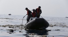 Pri Indonézii havarovalo lietadlo so 189 ľuďmi na palube. Z mora vytiahli prvé telá