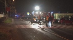 Chlapec sa na priechode vytrhol rodičom. Bojuje o život