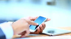 Najväčšia bezpečnostná hrozba v histórii? Mobil ovládnu cez SMS