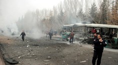 Útok na autobus v strednom Turecku zabil 18 vojakov a ďalších 48 zranil