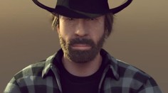 Perfektné! Chuck Norris prekonal Van Dammovu roznožku