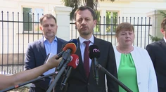 Dlhé hodiny rokovali, no stále sa nedohodli. Zdravotníci stále nevedia, či a o koľko sa im zvýšia platy