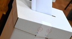 Blížiace sa voľby narušia prázdniny aj dušičkové zvyky. Slováci čelia dileme