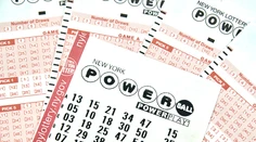 Padol druhý najvyšší jackpot v histórii lotérií. Výherca rozhodne, či má svet nového miliardára