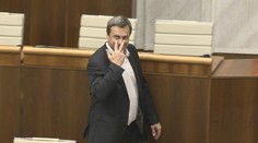 Danko dá svoju rigoróznu prácu Univerzitnej knižnici UMB