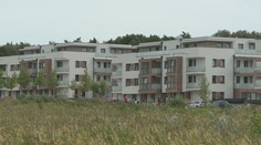 Rastú ceny nehnuteľností aj podnájmy. Podľa Slovákov je problém dostať sa k bytu či domu