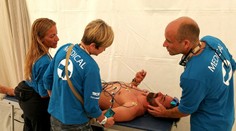 Jakeša po páde odviezol vrtuľník, na Dakare skončil