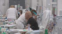 Vyše tritisíc Slovákov nemôže prijať viac ako pol litra vody denne, vrátane tej v strave