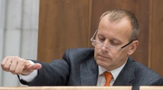 Prvá schôdza nového parlamentu sa blíži, kandidátom na predsedu je Kollár