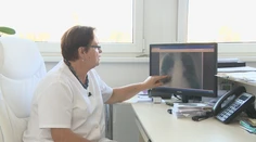 Bez kyslíkového prístroja sa ani nepohne. Na nové pľúca čaká rok