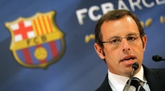 Bývalý prezident FC Barcelona ostáva za mrežami