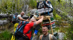 Tatranskí horskí nosiči sú v Európe unikát: Pozrite si, s čím dnes zápolili