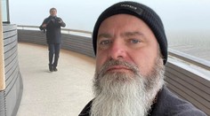 Patrika Tkáča zrazilo auto počas bicyklovania, šofér ušiel