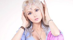 Vesmírní lidé, berte si ju. Živá Barbie Valeria už týždne neje, stačí jej vzduch!