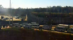 Začala sa evakuácia Aleppa i šiitskych dedín v provincii Idlib