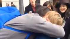 VIDEO: Ronaldo originálne prekvapil malého chlapca, ten ani nedýchal