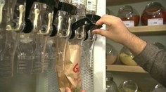 Potraviny bez obalov možno dorazia aj k nám. Sú lacnejšie a ekologickejšie