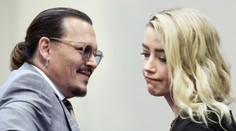 Vyhlásenie rozsudku v prípade Depp vs Heardová poznačil kuriózny moment