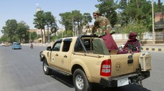 Taliban úplne ovládol Afganistan. Odmieta prechodnú vládu, chce úplne prevziať moc v krajine