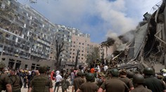 Pri raketových útokoch na Ukrajine zahynulo 31 ľudí. Rusi zasiahli aj najväčšiu detskú nemocnicu v krajine